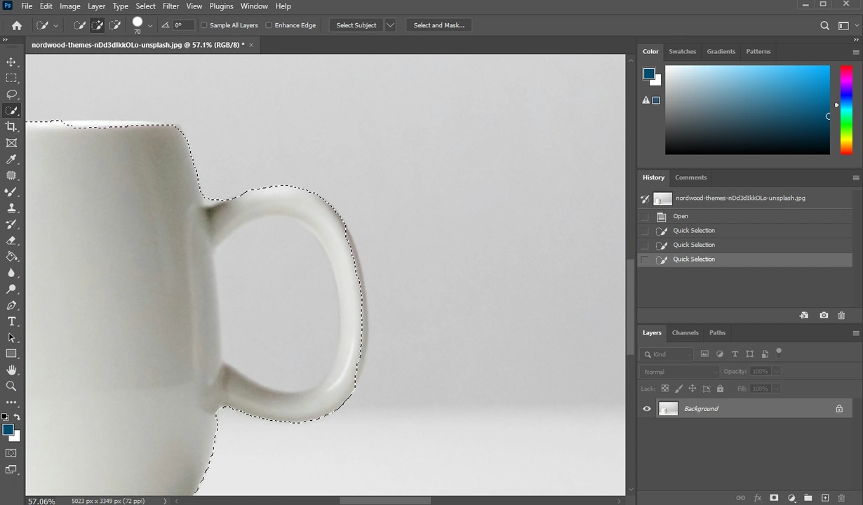 How to Cut Out An Image in Photoshop with Quick Selection Tool