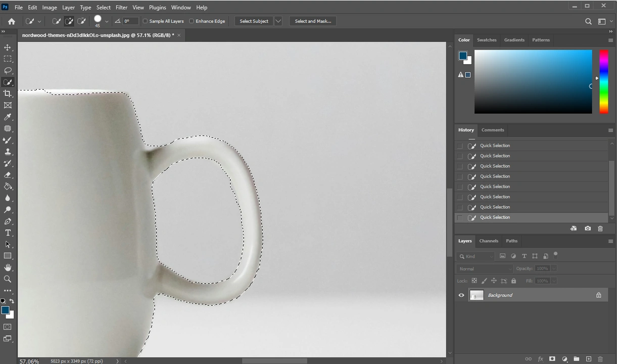 How to Cut Out An Image in Photoshop with Quick Selection Tool